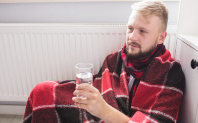 Płukanie gardła solą – jak przygotować płukankę?